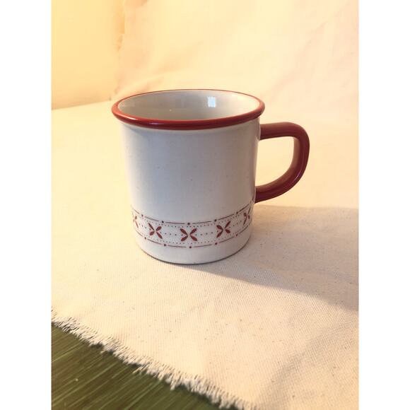 Hearth & Hand with Magnolia NWT 9.5oz Fair Isle Stripe Christmas Mug Cream/Red - Picture 2 of 6